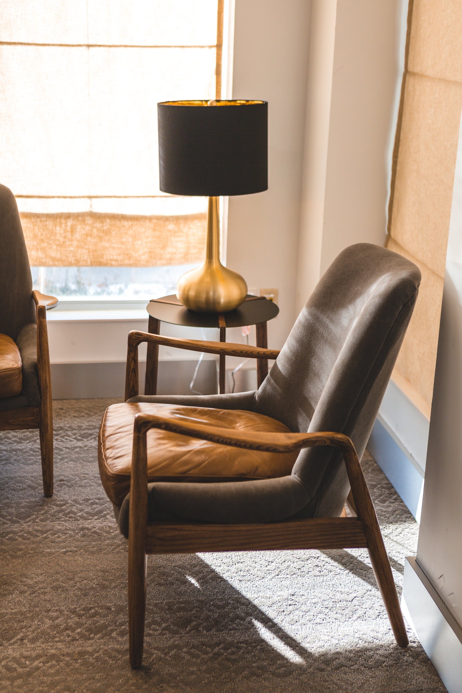 Ist Kunstleder das Neue Echtleder? Eine Tierfreundliche und Stylische Wahl für Moderne Wohnungen