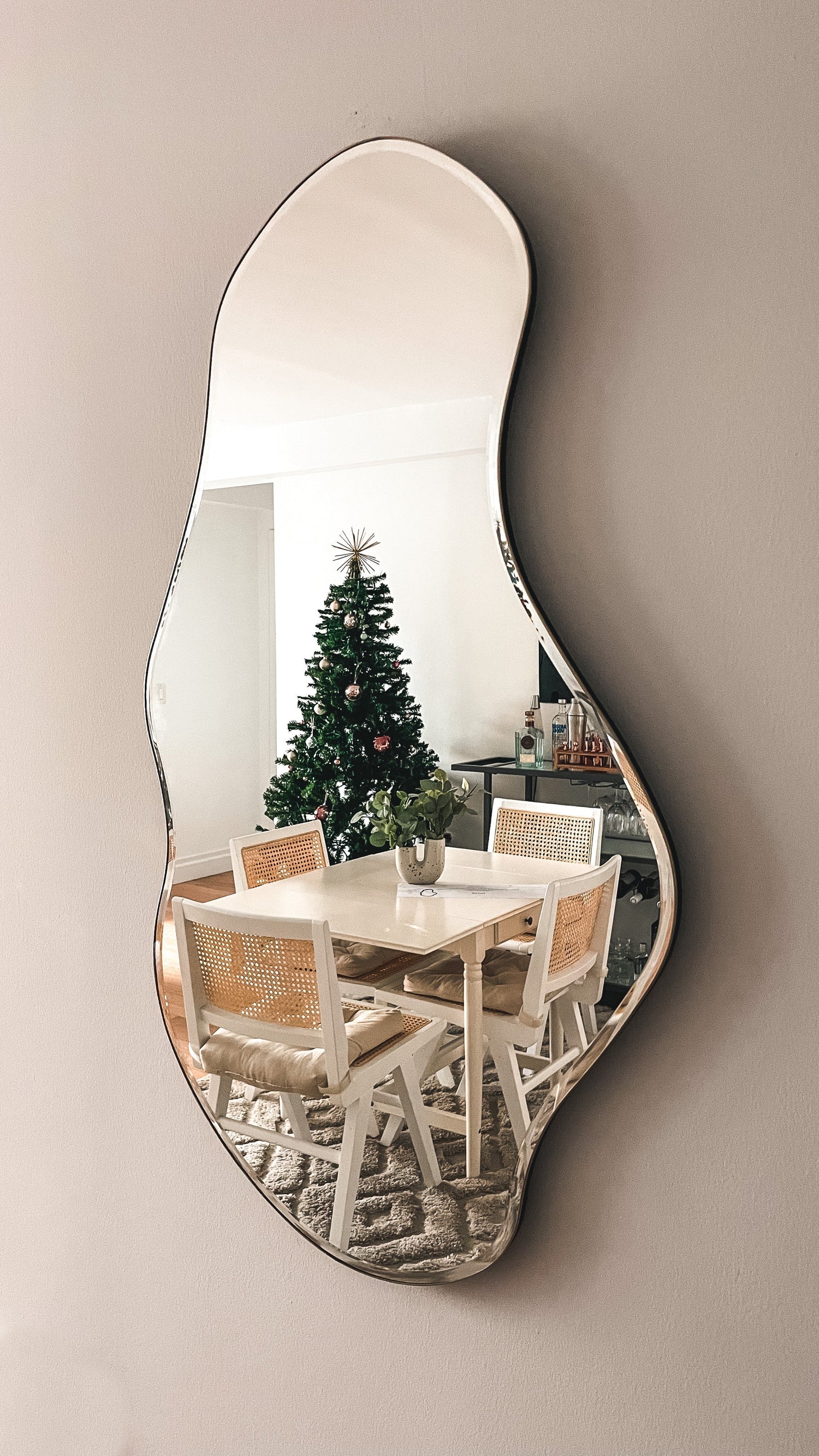 Kleine Essbereiche, Großer Stil: Die Besten Stühle von OFCASA für Wohnungen