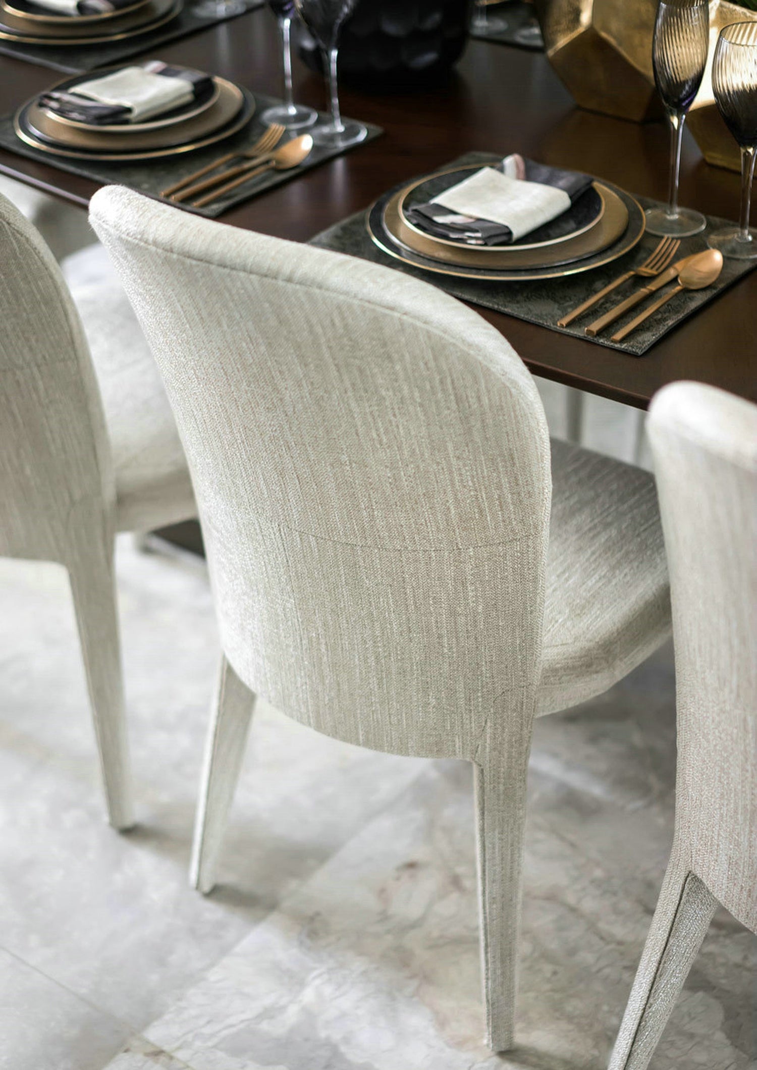 Stilvoll Speisen. Einfache Tipps zur Auswahl der Perfekten Esstühle!