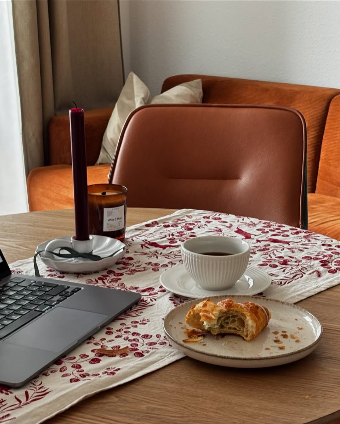 Echte Häuser, echter Stil: Sehen Sie, wie deutsche Familien (wunderschön!) mit OFCASA Möbeln leben