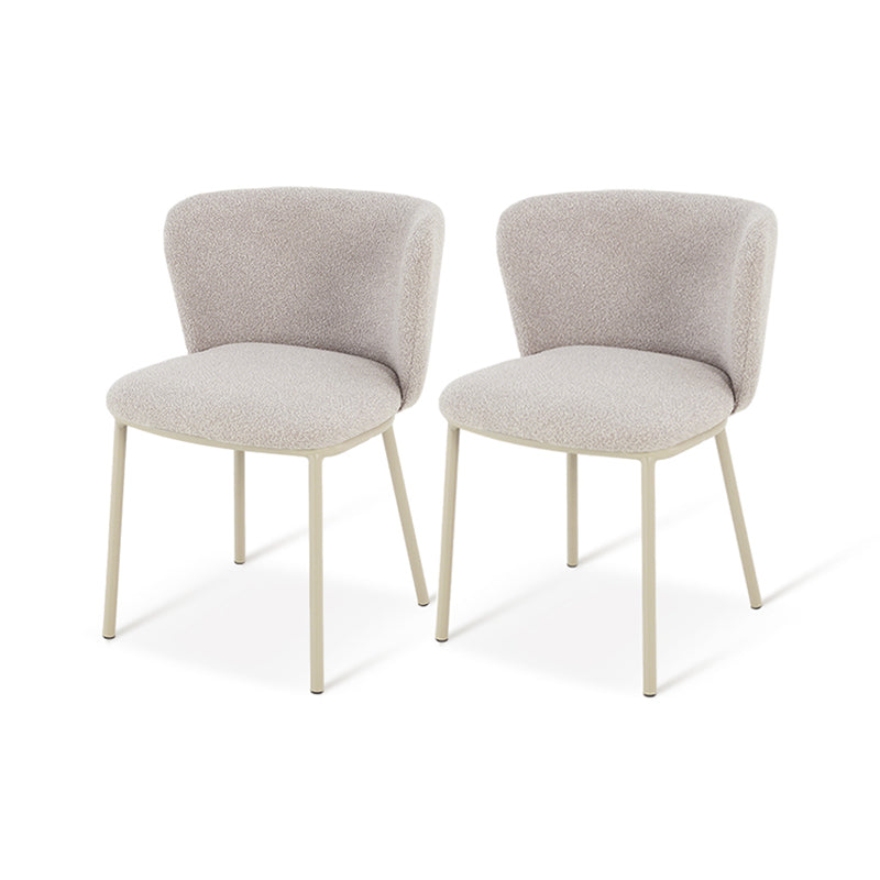 Karin Esszimmerstuhl in Beige – moderner Bouclé-Stoff mit breiter Rückenlehne und pulverbeschichteten Metallbeinen. Ideal für Esszimmer oder Homeoffice.-4