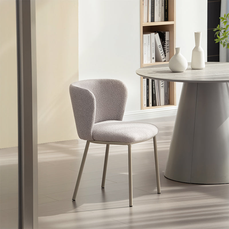 Runder Esstisch Elowen und 4 Esszimmerstühle Karin [Esszimmerset] Ofcasafurniture DE