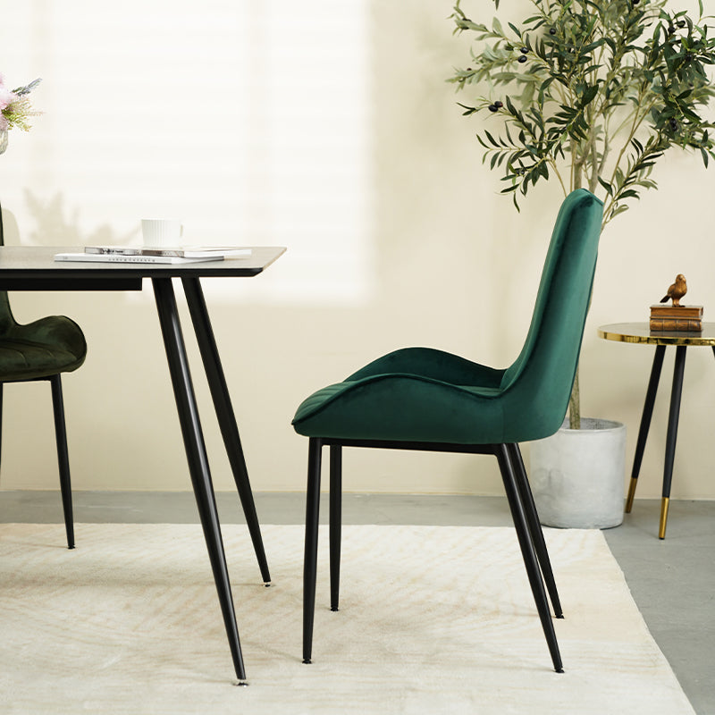 Edith Esszimmerstuhl von OFCASA in beigem Bouclé-Stoff mit Massivholzfüßen – modernes Design und extra weiche Polsterung